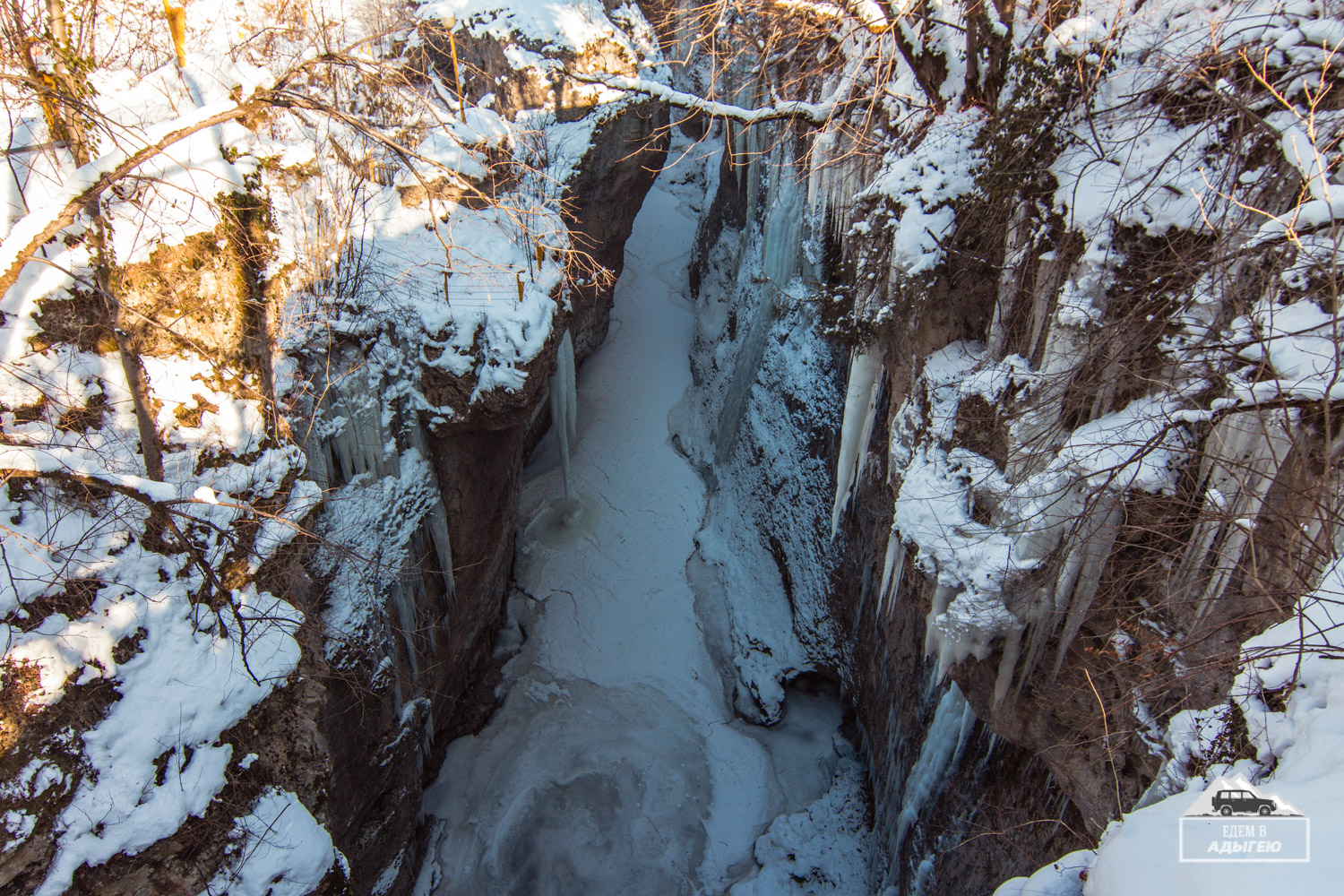 Хаджохская теснина зимой, Каменномостский, Адыгея. Фото edemvadygeu.ru