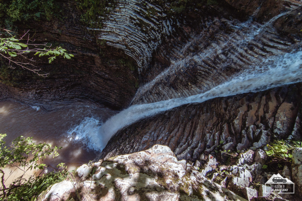 Водопад "Девичья коса", водопады Руфабго, Адыгея. Фото edemvadygeu.ru
